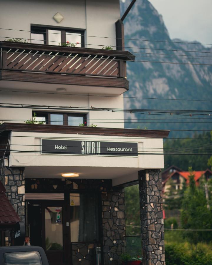Suru Hotel & Restaurant Busteni Exterior photo